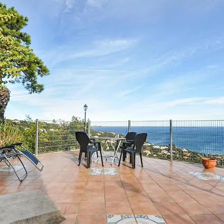 Holiday home In Roquebrune-sur-argens With Kitchen